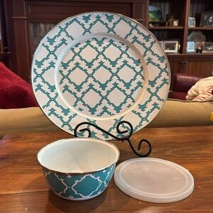 NWT Golden Rabbit Enamel Large Plate Platter Bowl 3 Piece SET Metal Laura Fair